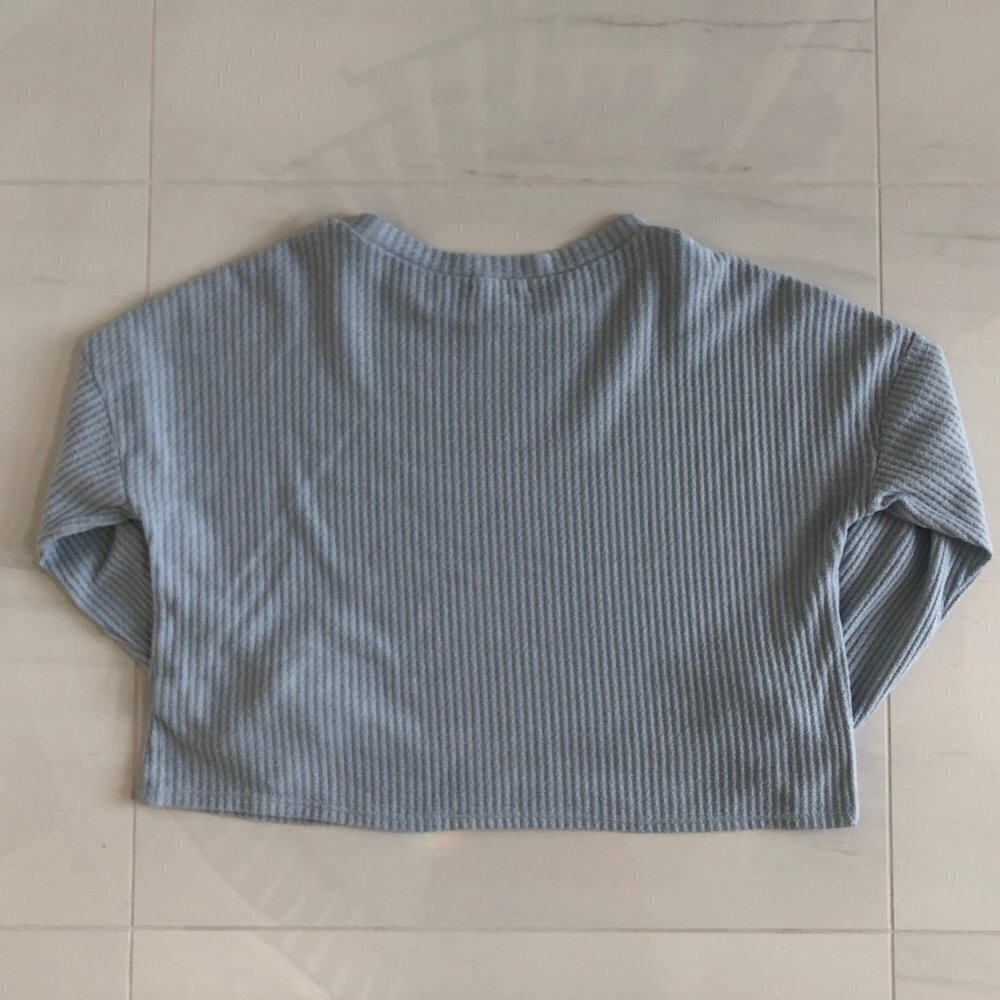Charlotte Russe Waffle Knit Pale Blue Crop Top Size L - Picture 2 of 5